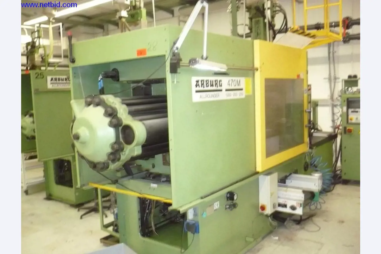 Moldagem por injeção de plástico e máquinas-ferramentas-1