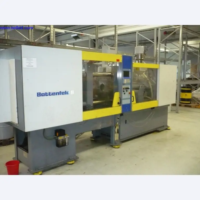 Moldagem por injeção de plástico e máquinas-ferramentas-1