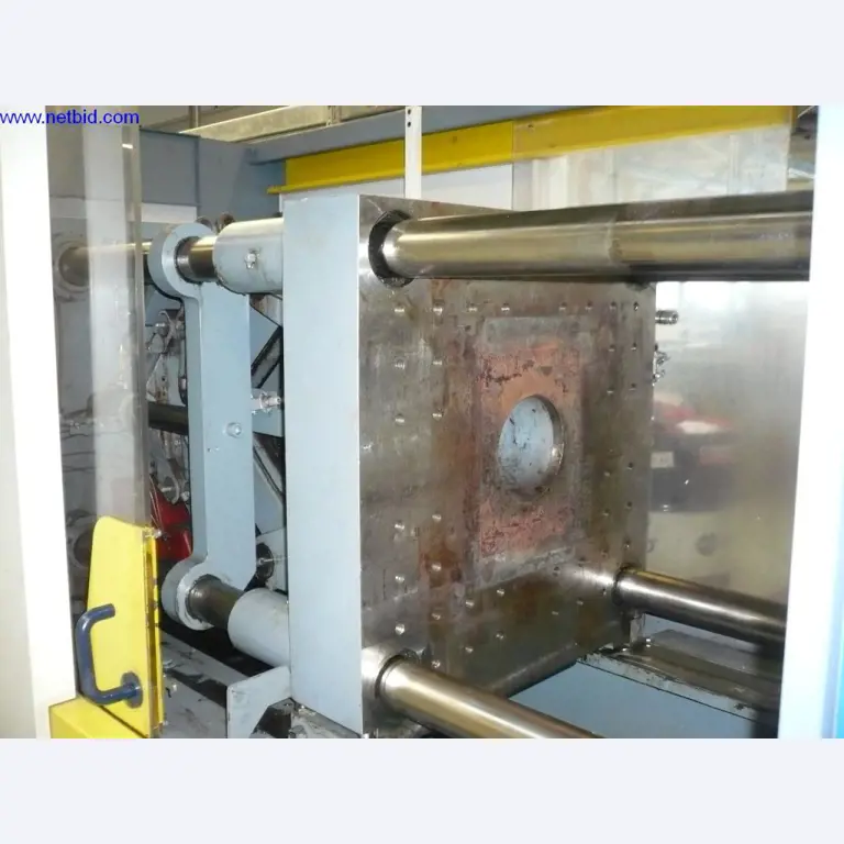 Moldagem por injeção de plástico e máquinas-ferramentas-3