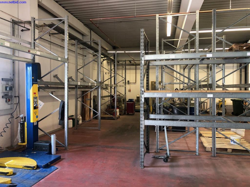 Plastic injection molding machines and machine tools-1