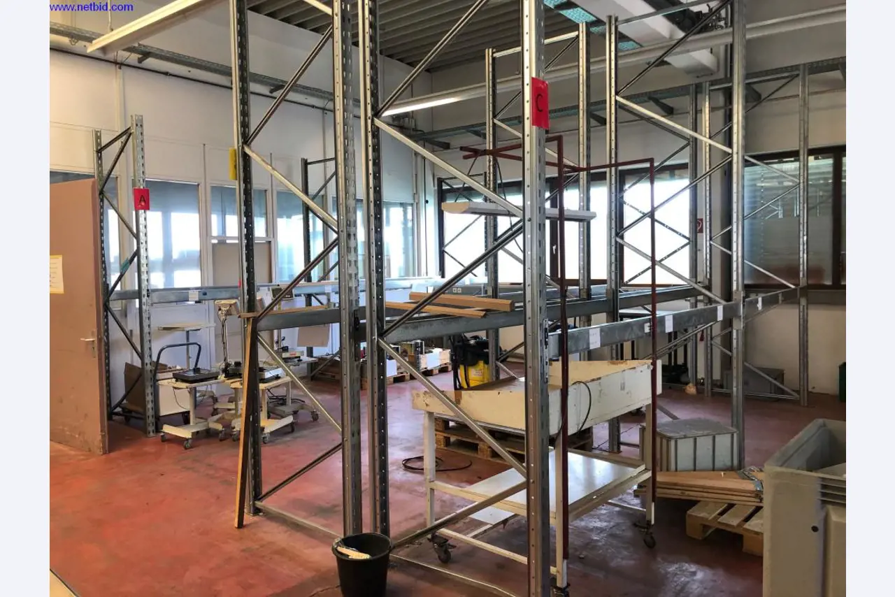 Plastic injection molding machines and machine tools-2