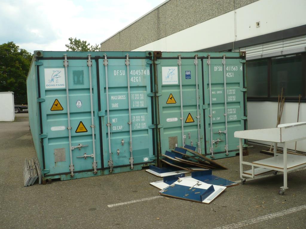 Moldeo por inyección de plásticos y máquinas herramienta-4