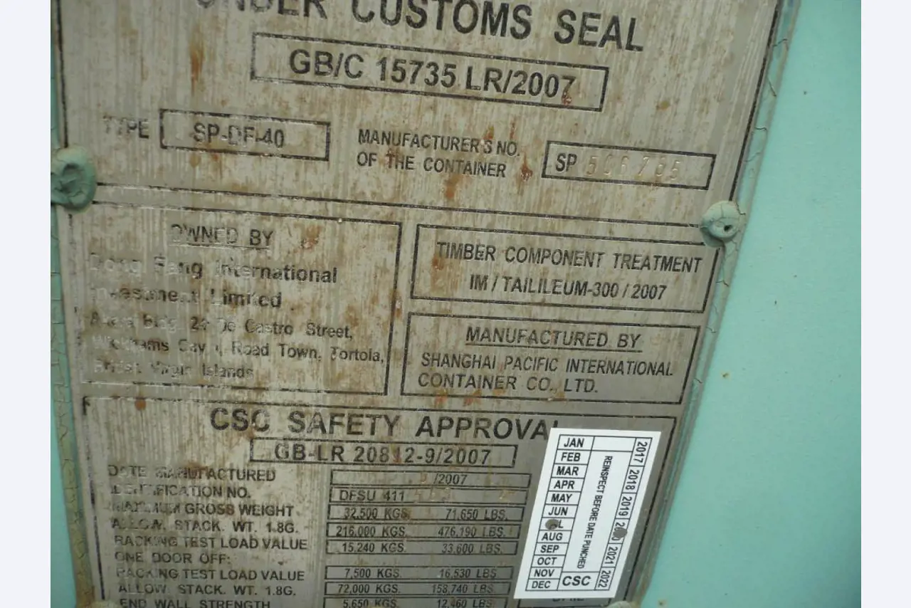 Moldeo por inyección de plásticos y máquinas herramienta-6