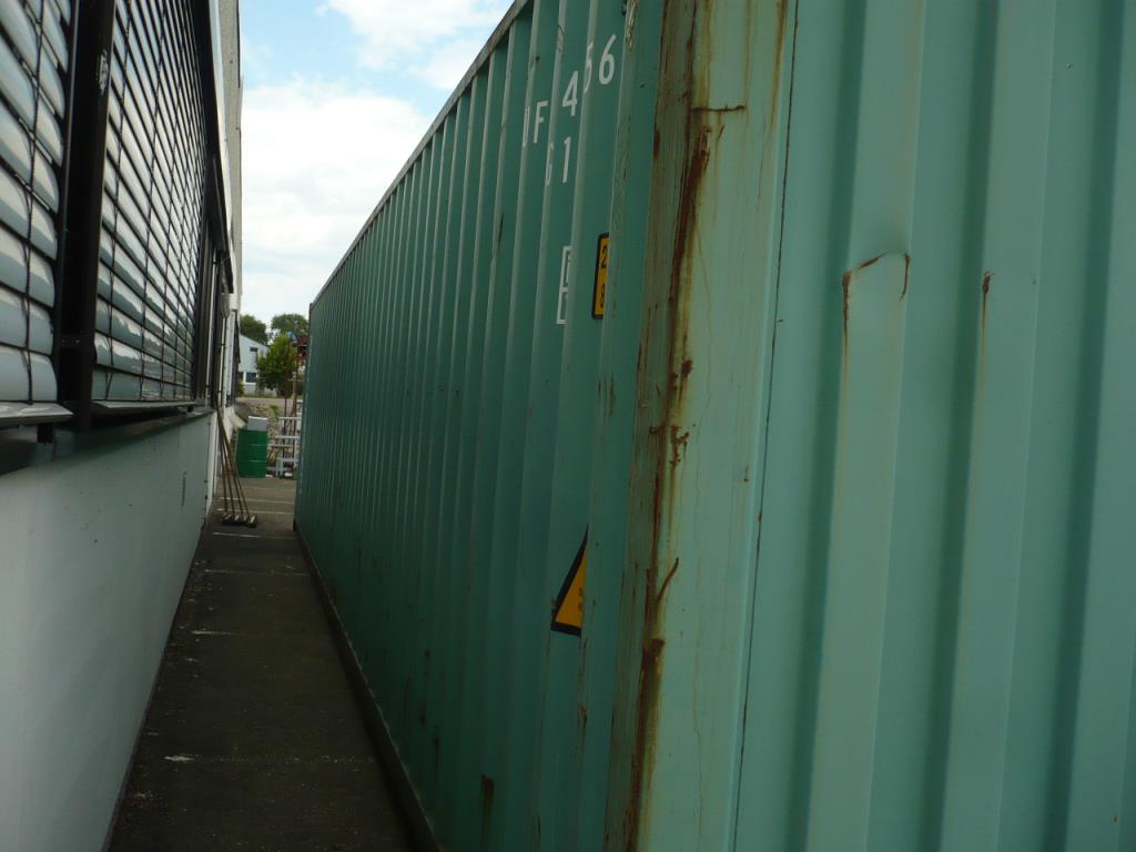 Moldeo por inyección de plásticos y máquinas herramienta-8