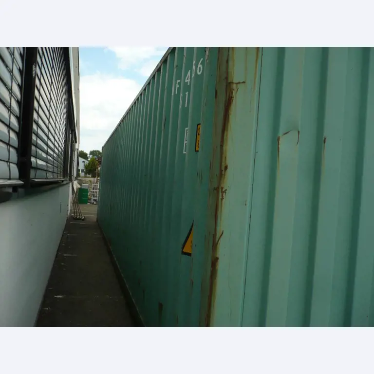 Moldeo por inyección de plásticos y máquinas herramienta-8