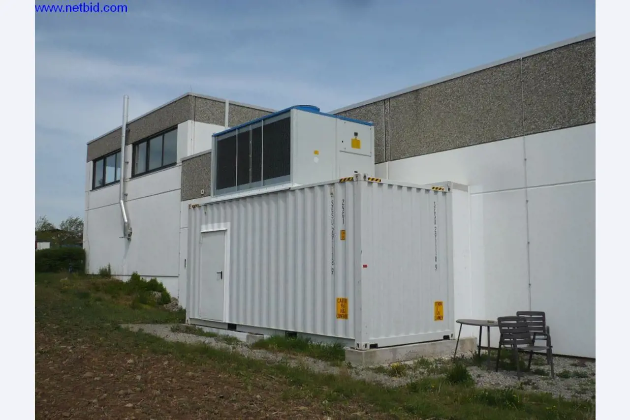 Plastic injection molding machines and machine tools-1