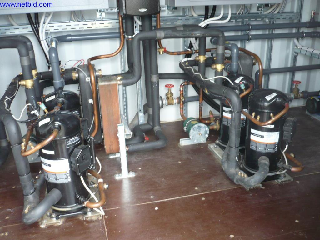 Moldeo por inyección de plásticos y máquinas herramienta-6