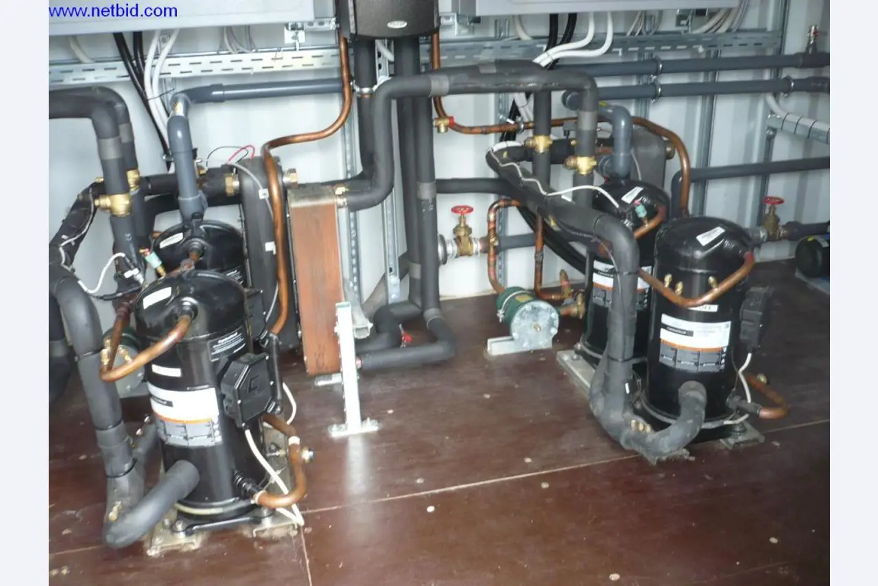 Plastic injection molding machines and machine tools-6