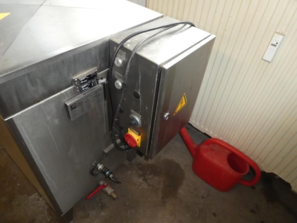 environ 900 kits de rangement, étagères, stocks de marchandises et autres immobilisations-4