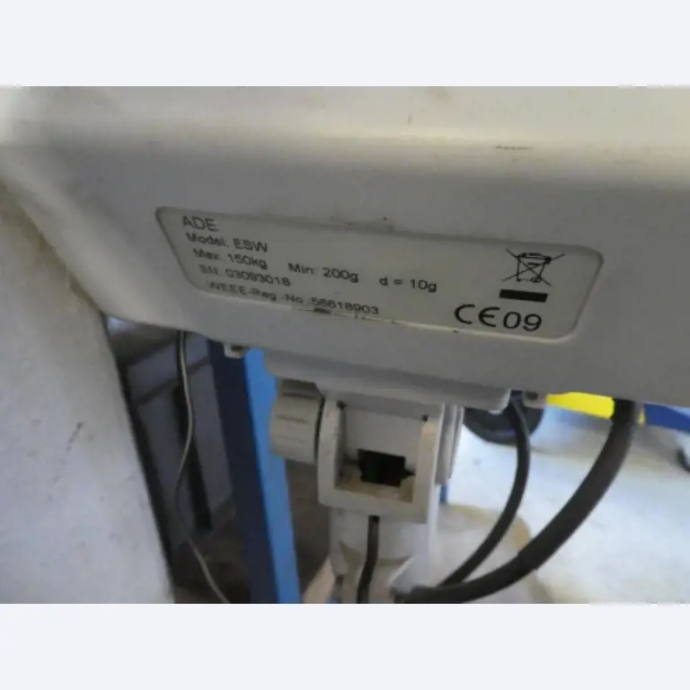 Ca. 900 beoordelingssets, rekken, voorraden en andere vaste activa-4