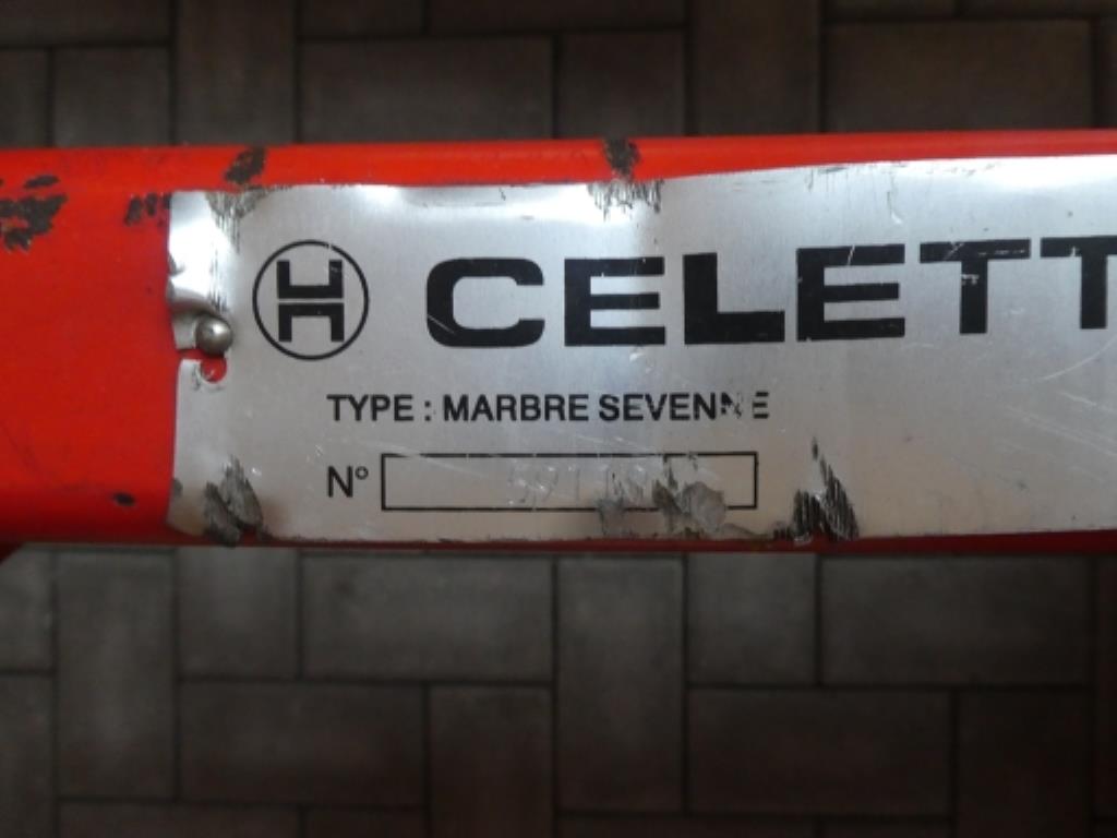 environ 900 kits de rangement, étagères, stocks de marchandises et autres immobilisations-2