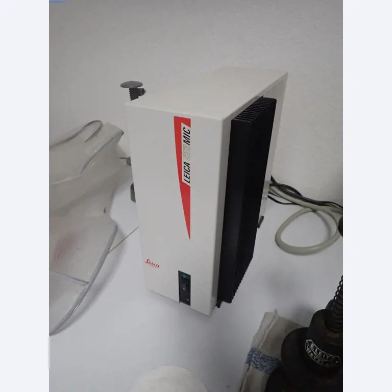 Máquinas para a produção de parafusos, cavilhas e elementos de fixação-4