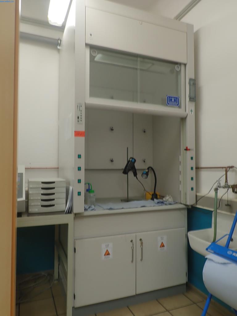 Máquinas para la fabricación de tornillos, pernos y elementos de fijación-1