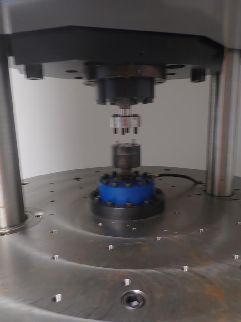 Máquinas para la fabricación de tornillos, pernos y elementos de fijación-3