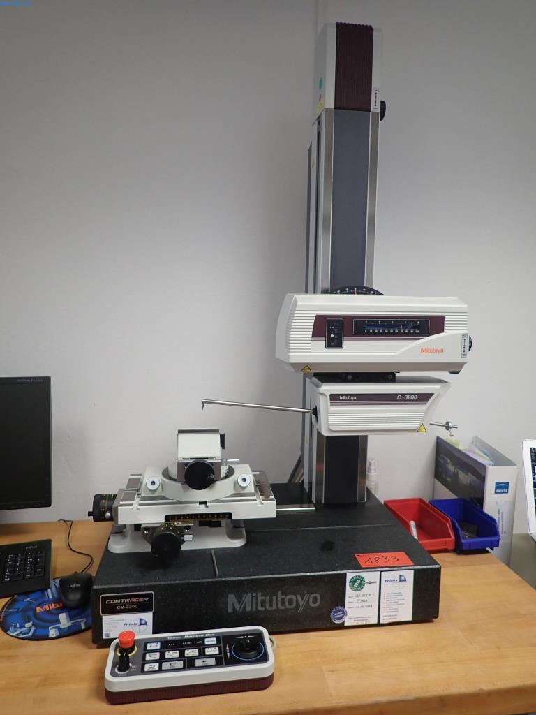 Máquinas para la fabricación de tornillos, pernos y elementos de fijación-2