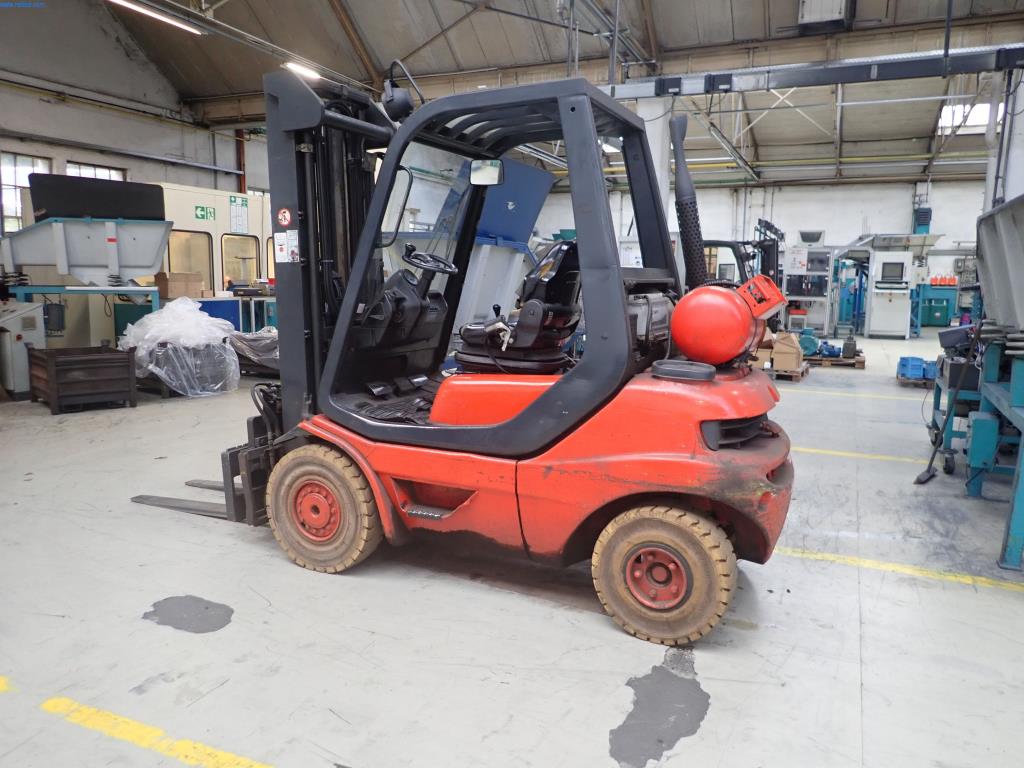 Máquinas para la fabricación de tornillos, pernos y elementos de fijación-2