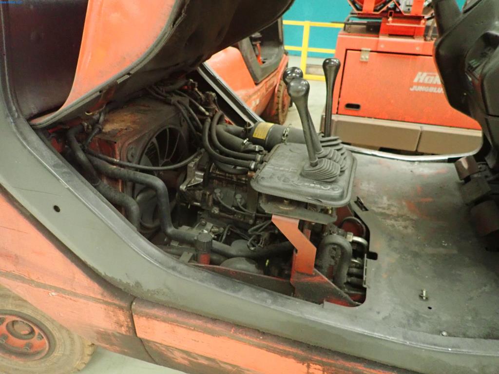 Máquinas para la fabricación de tornillos, pernos y elementos de fijación-3