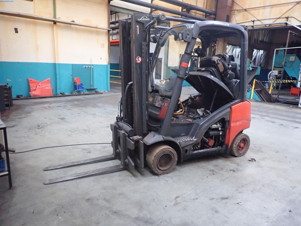 Máquinas para la fabricación de tornillos, pernos y elementos de fijación-2