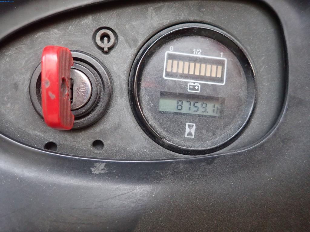 Máquinas para la fabricación de tornillos, pernos y elementos de fijación-3