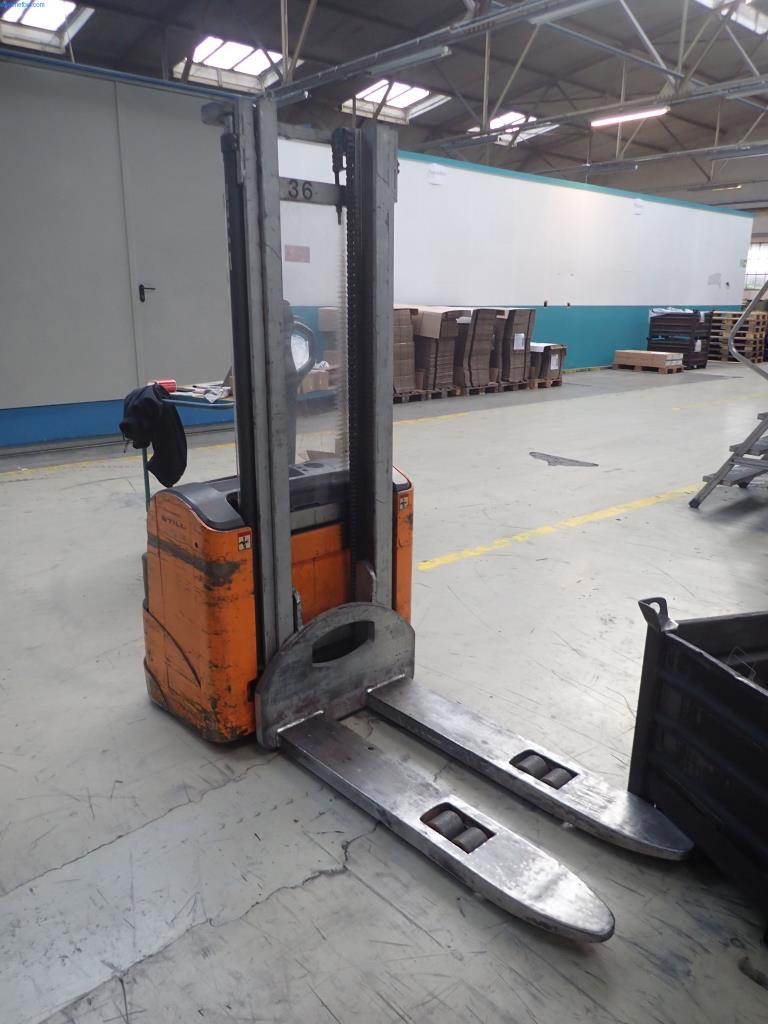 Máquinas para la fabricación de tornillos, pernos y elementos de fijación-2