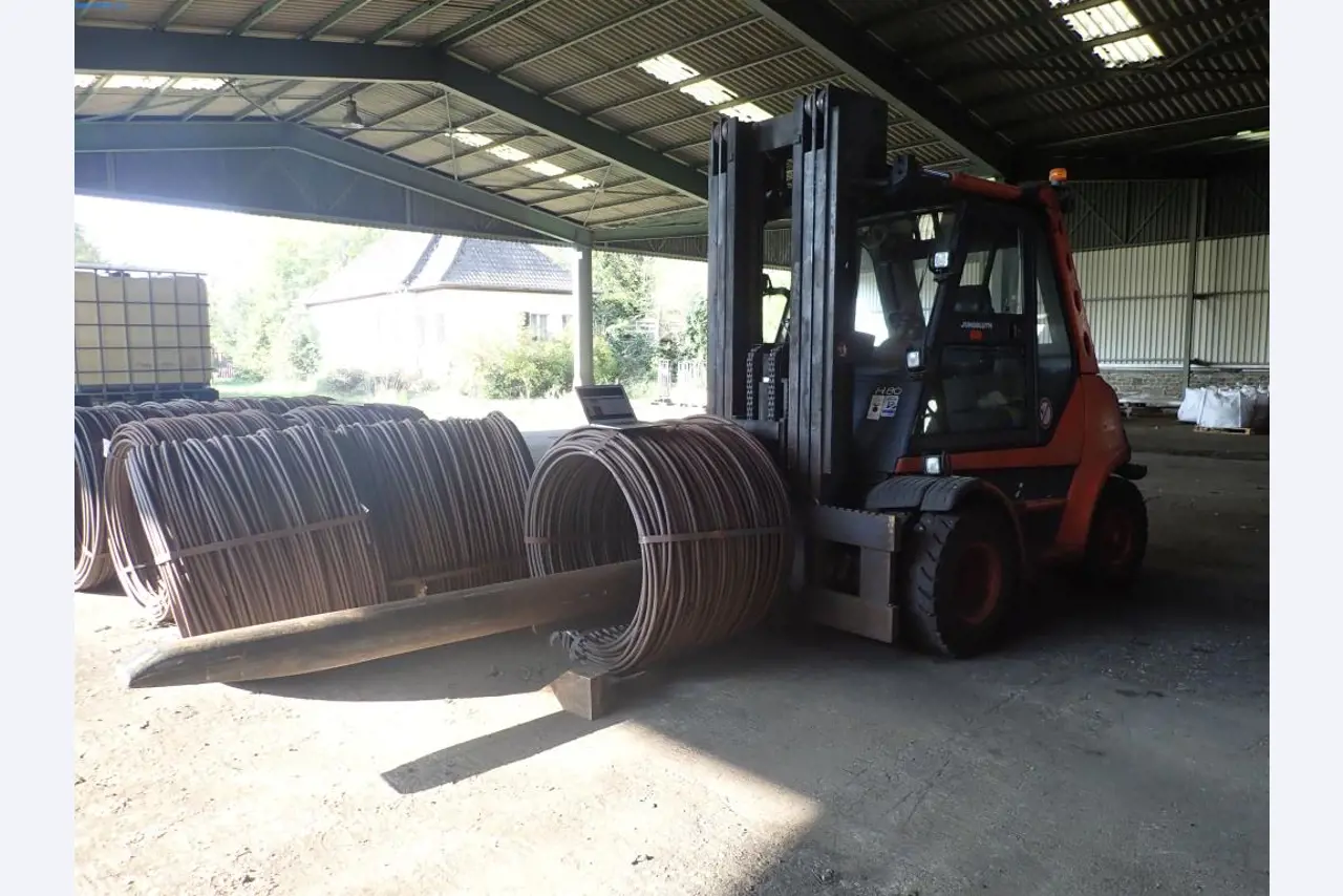 Máquinas para la fabricación de tornillos, pernos y elementos de fijación-2