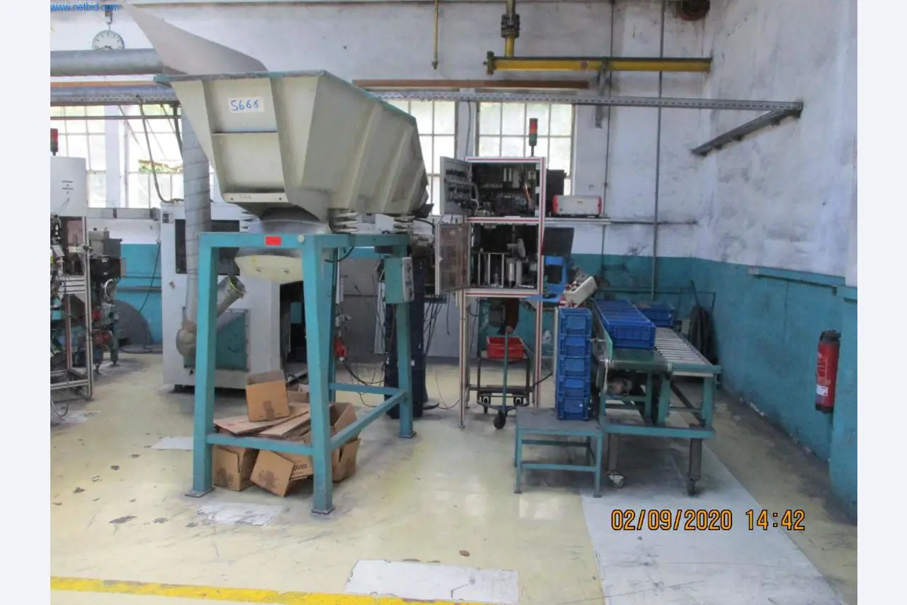 Machinery for the production of fasteners, screws and bolts -1