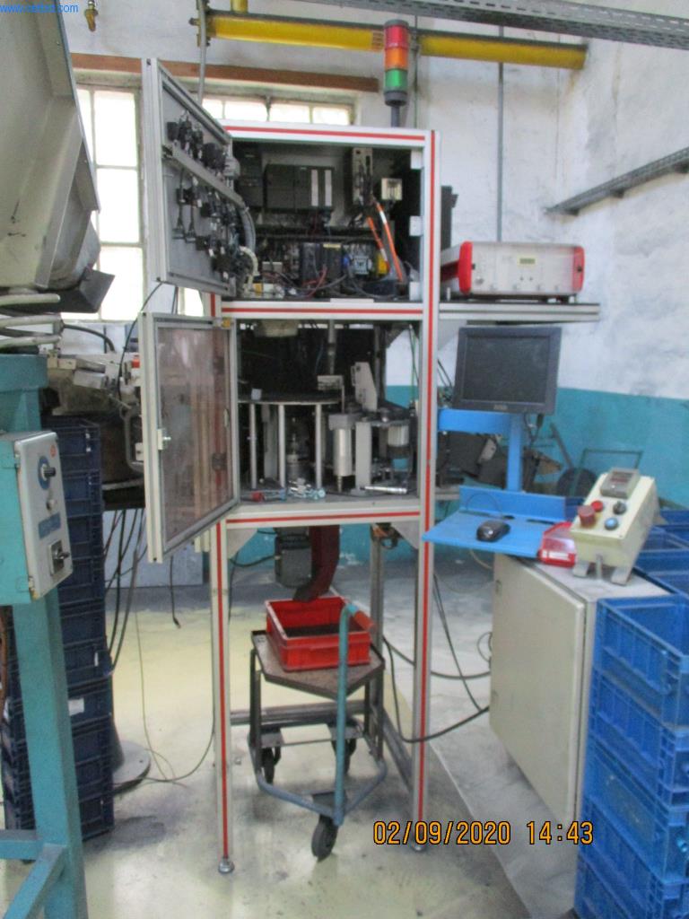 Máquinas para la fabricación de tornillos, pernos y elementos de fijación-2