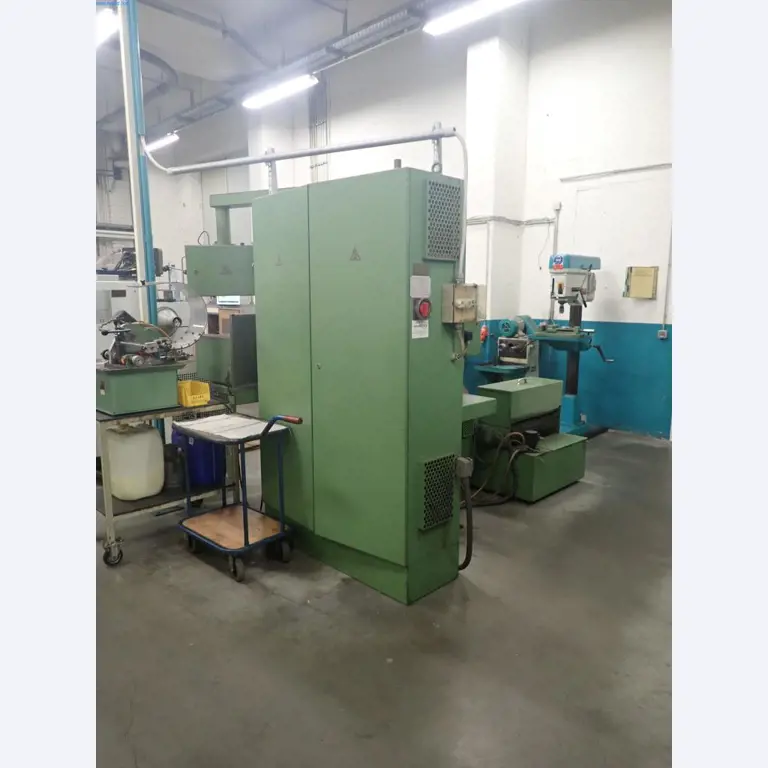 Machinery for the production of fasteners, screws and bolts -3