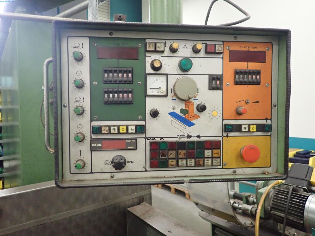 Máquinas para la fabricación de tornillos, pernos y elementos de fijación-5