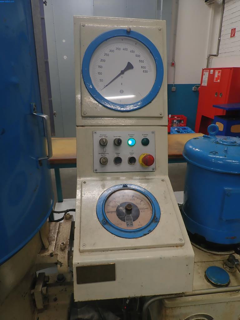 Máquinas para la fabricación de tornillos, pernos y elementos de fijación-3