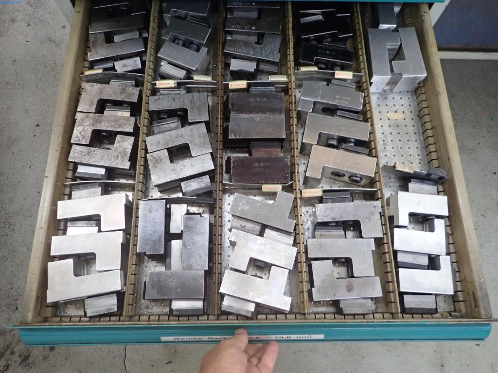 Máquinas para la fabricación de tornillos, pernos y elementos de fijación-5