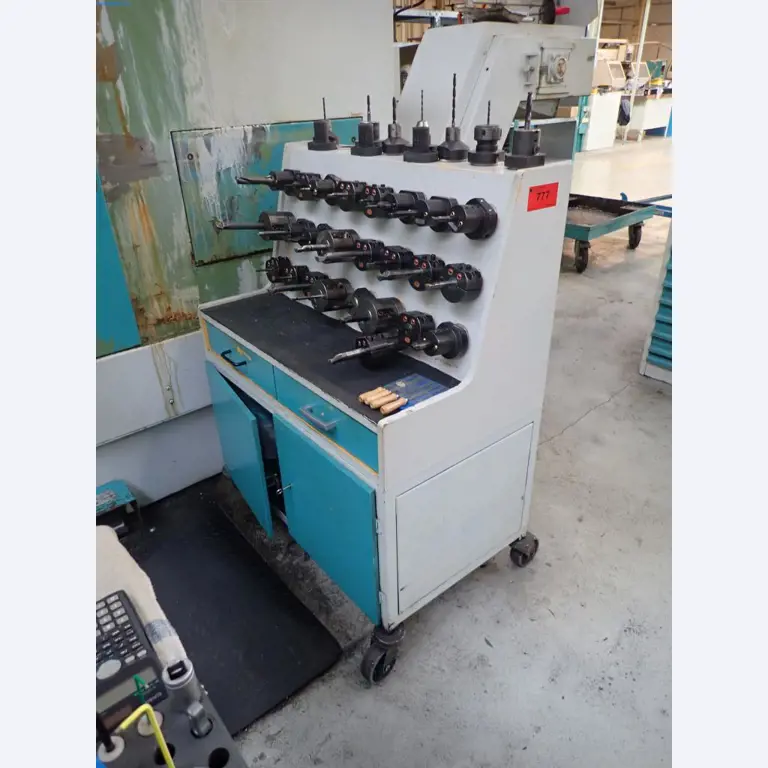 Máquinas para la fabricación de tornillos, pernos y elementos de fijación-1