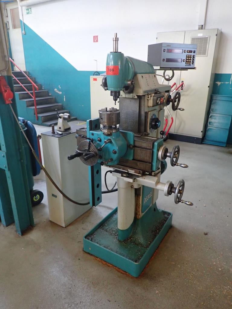 Máquinas para la fabricación de tornillos, pernos y elementos de fijación-1