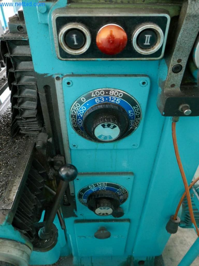 Máquinas para la fabricación de tornillos, pernos y elementos de fijación-3