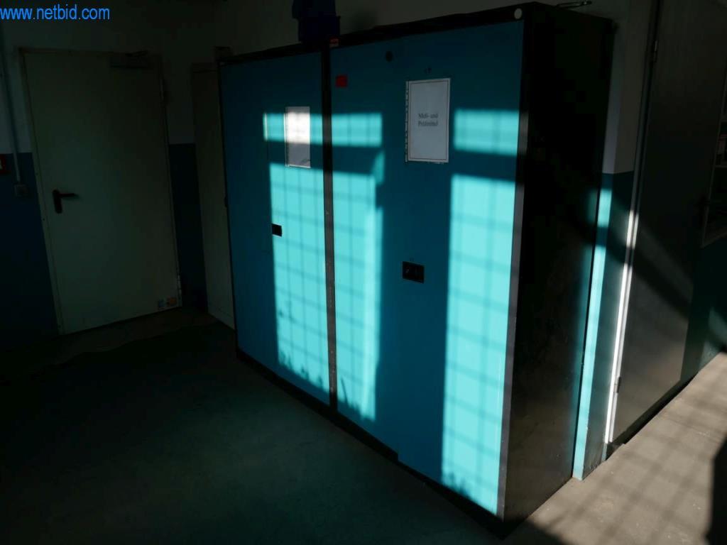 Máquinas para la fabricación de tornillos, pernos y elementos de fijación-1