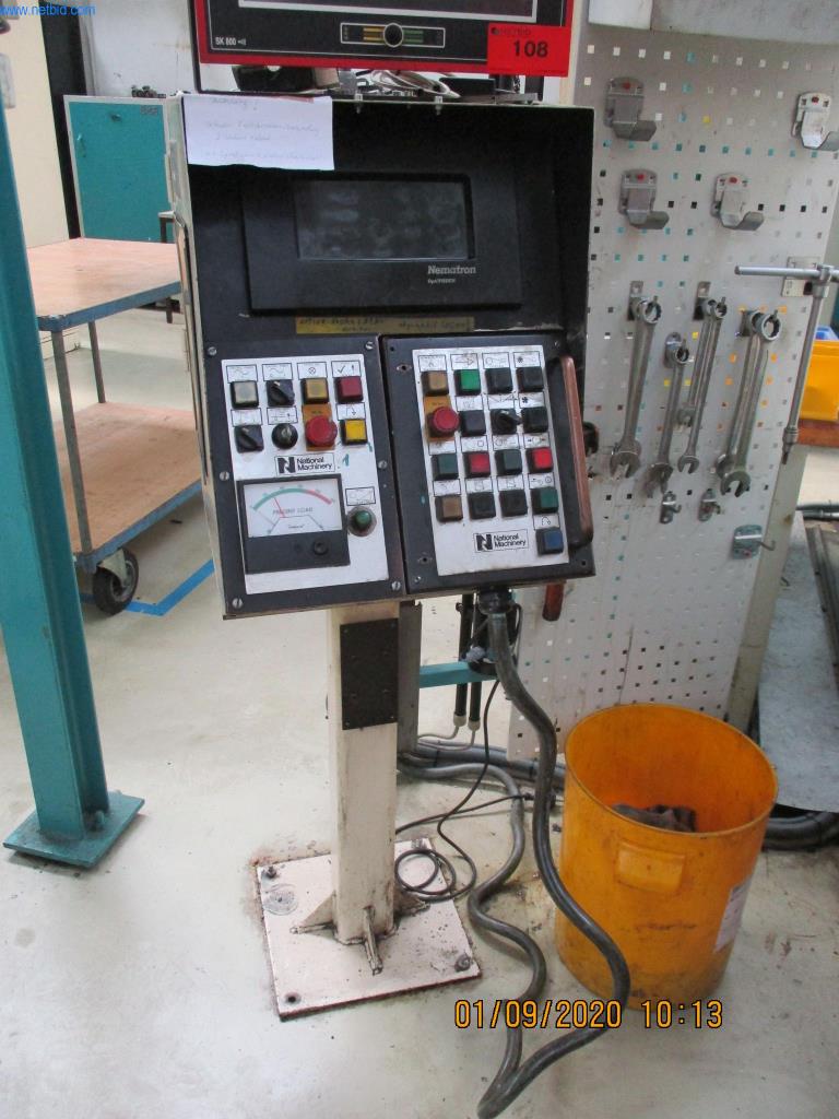 Máquinas para la fabricación de tornillos, pernos y elementos de fijación-4