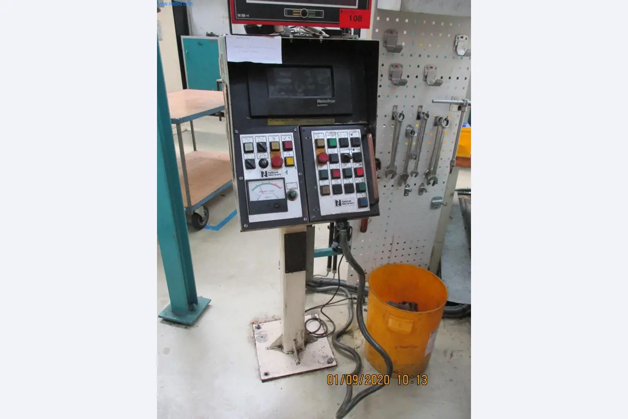 Machines voor de productie van schroeven, bouten en bevestigingsmiddelen-4