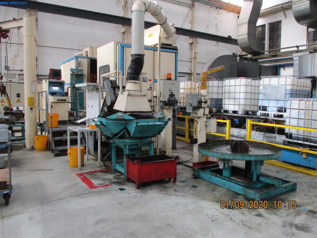 Máquinas para la fabricación de tornillos, pernos y elementos de fijación-1