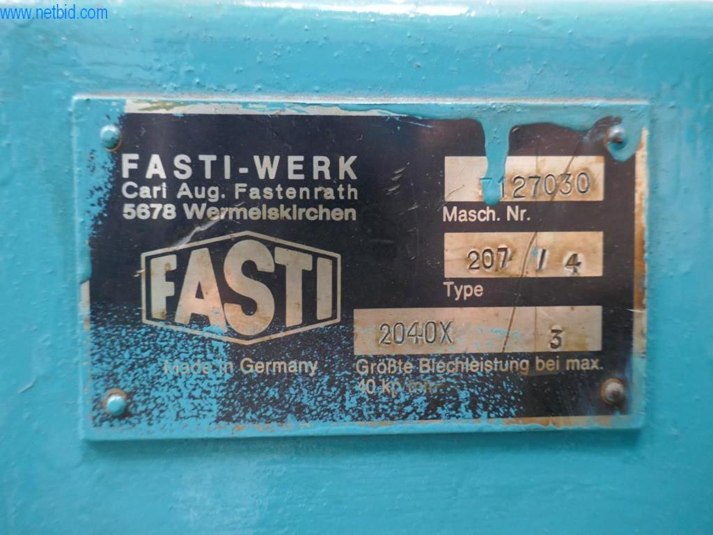 Máquinas para la fabricación de tornillos, pernos y elementos de fijación-3