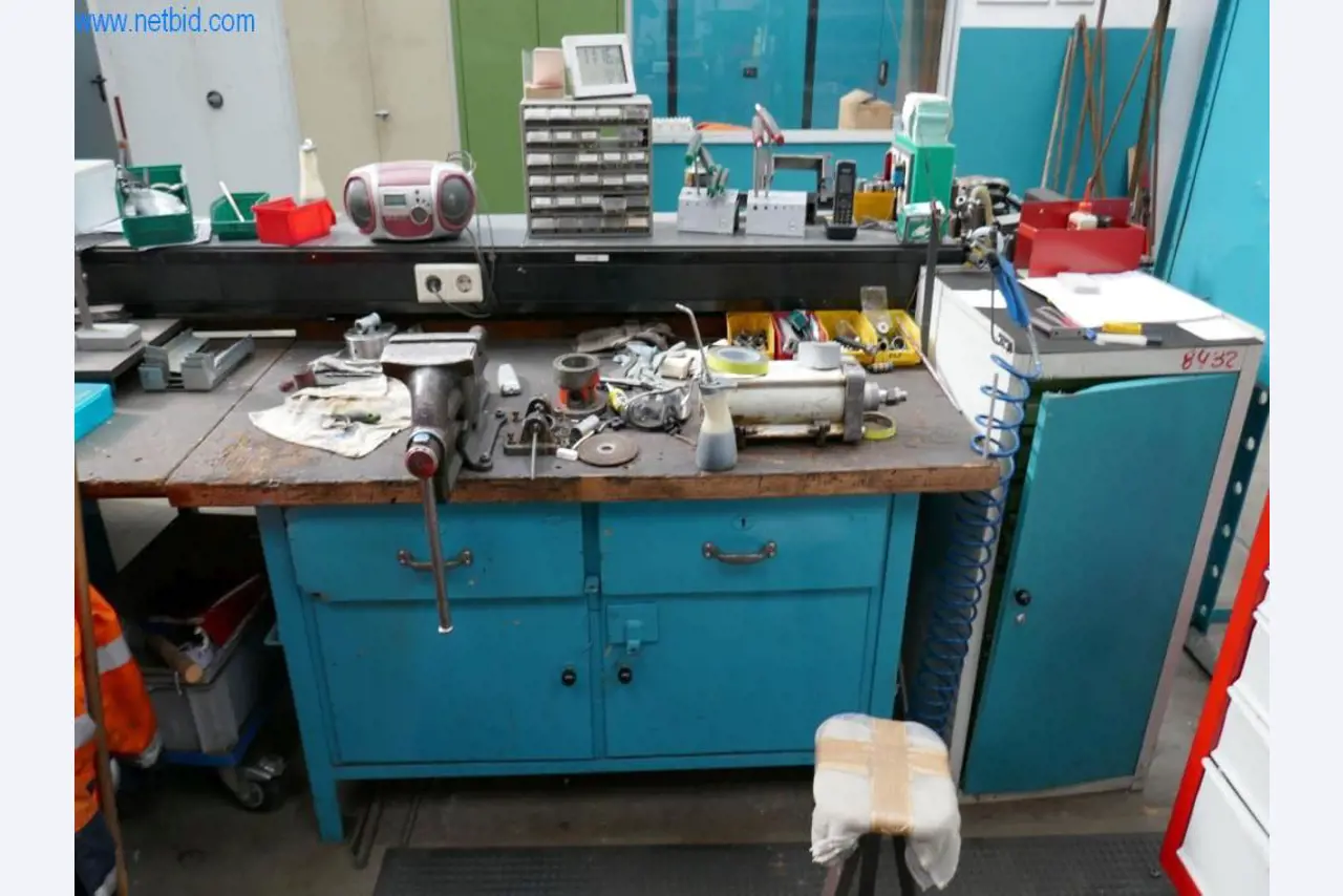 Máquinas para la fabricación de tornillos, pernos y elementos de fijación-4