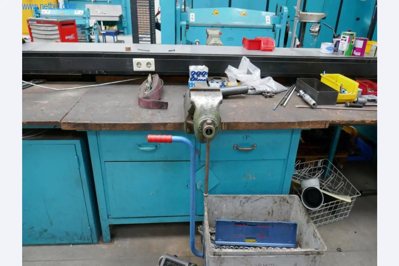 Máquinas para la fabricación de tornillos, pernos y elementos de fijación-6