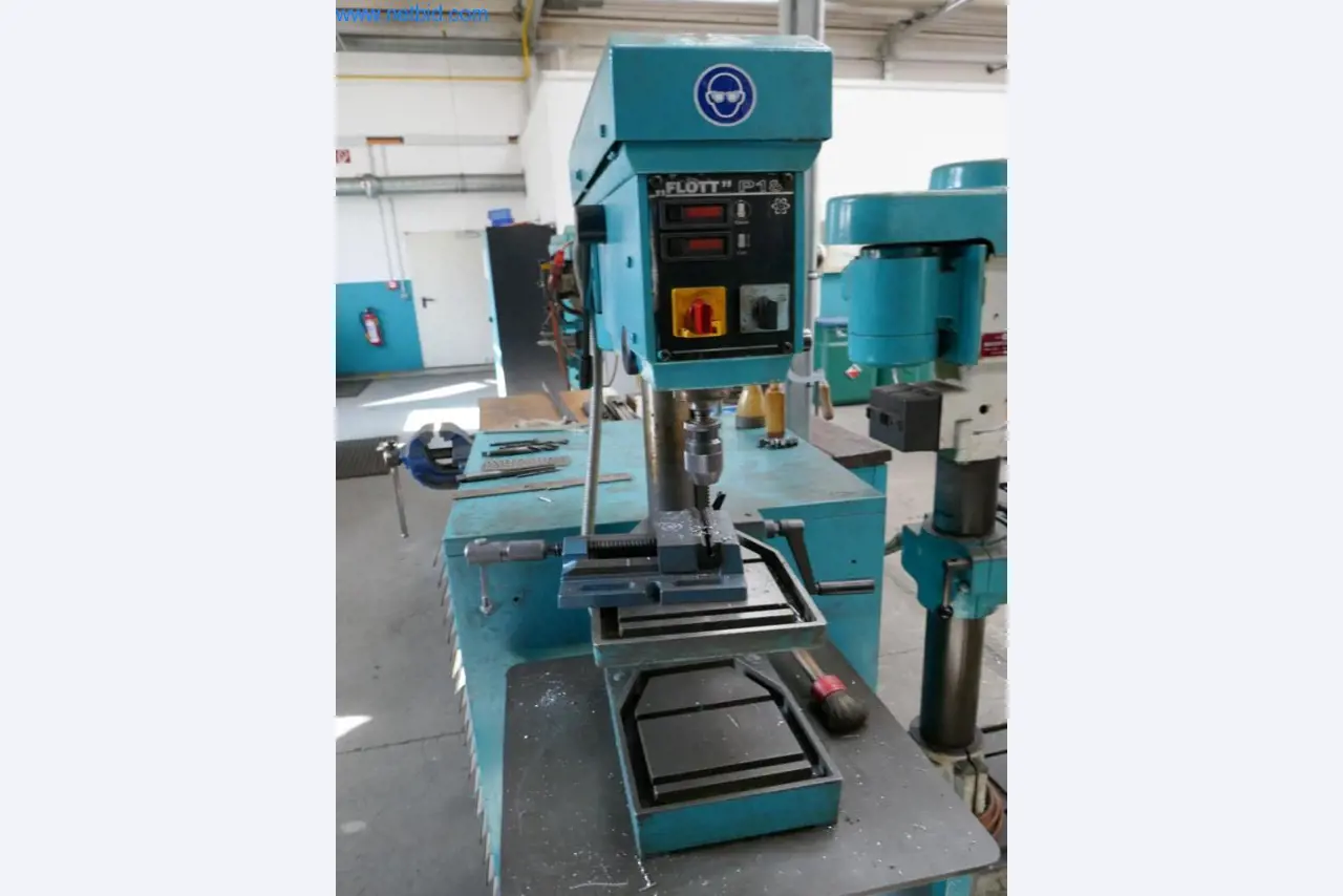 Machines voor de productie van schroeven, bouten en bevestigingsmiddelen-2