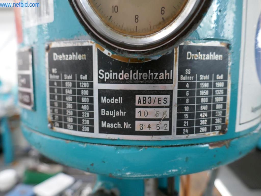 Máquinas para la fabricación de tornillos, pernos y elementos de fijación-4