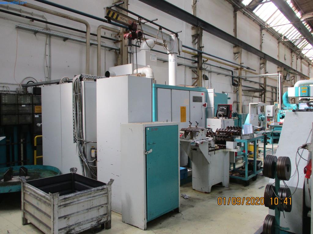 Máquinas para la fabricación de tornillos, pernos y elementos de fijación-4