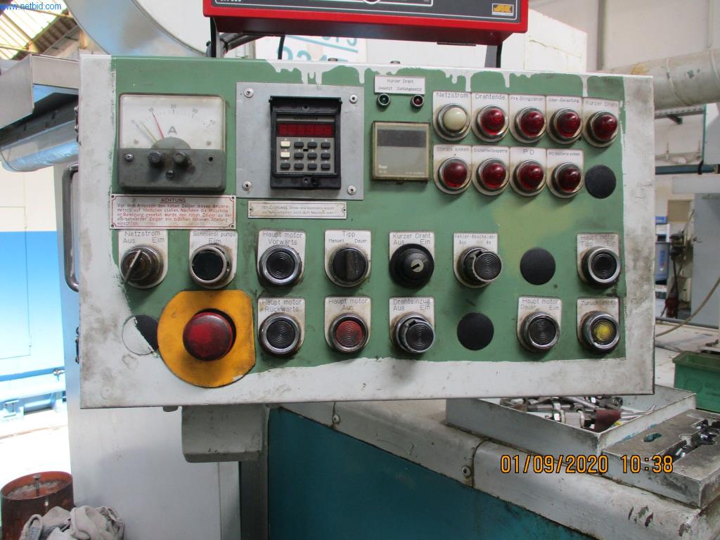 Máquinas para la fabricación de tornillos, pernos y elementos de fijación-4