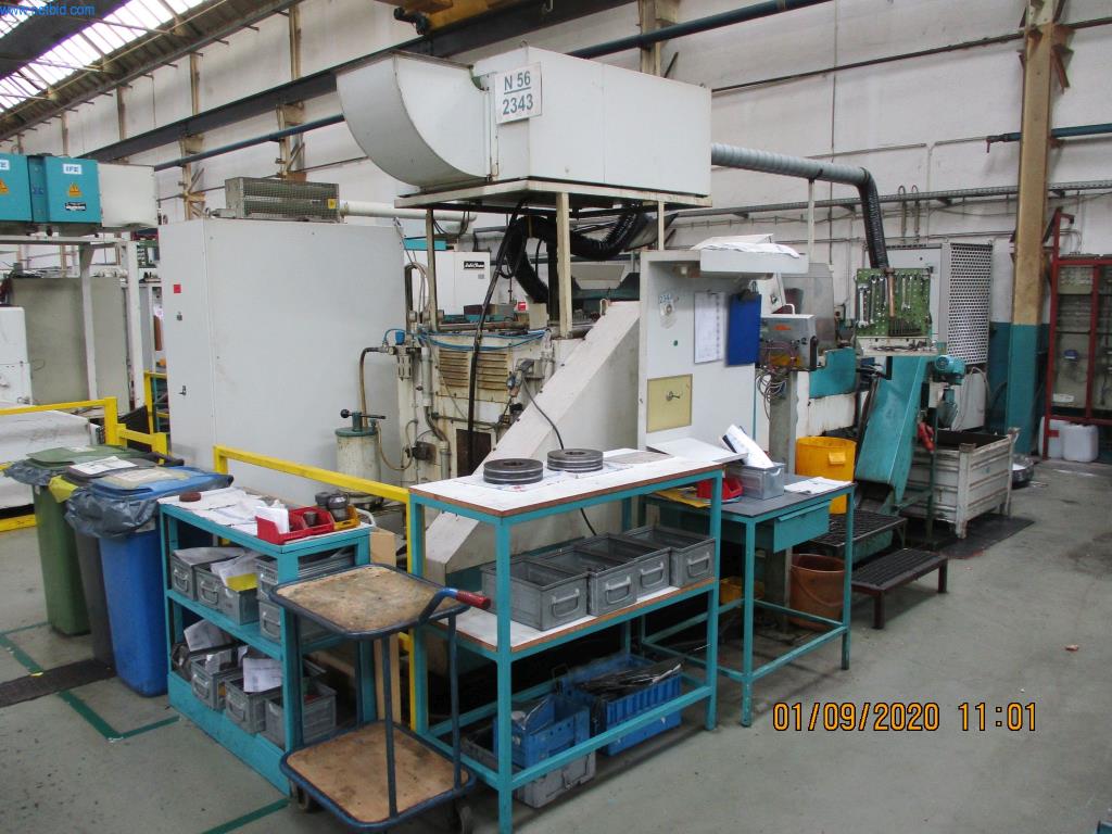 Máquinas para la fabricación de tornillos, pernos y elementos de fijación-1