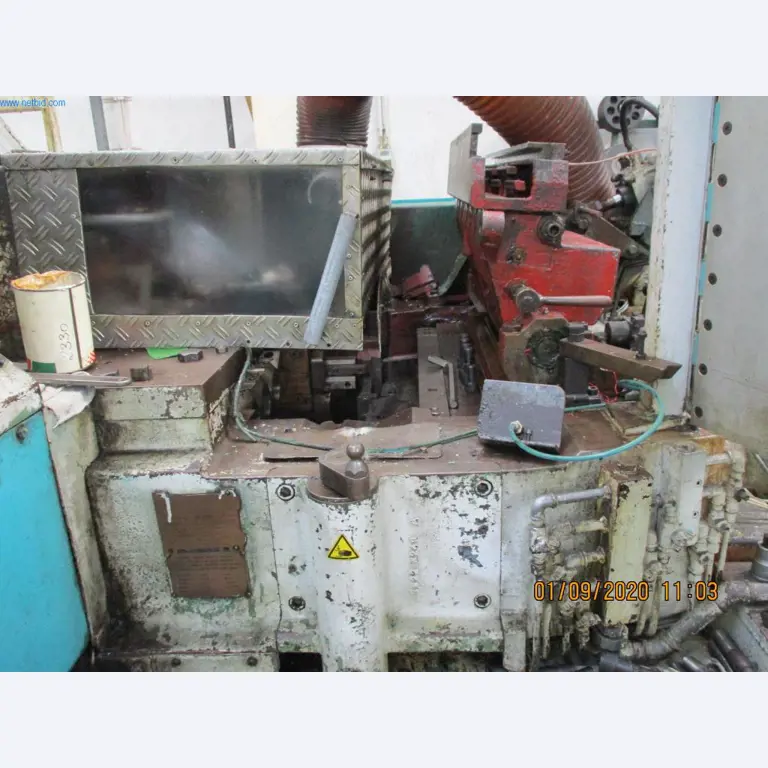 Máquinas para a produção de parafusos, cavilhas e elementos de fixação-4