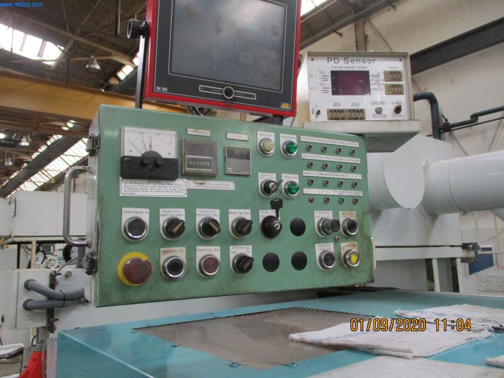 Máquinas para la fabricación de tornillos, pernos y elementos de fijación-4