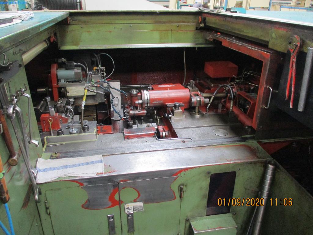 Máquinas para la fabricación de tornillos, pernos y elementos de fijación-5