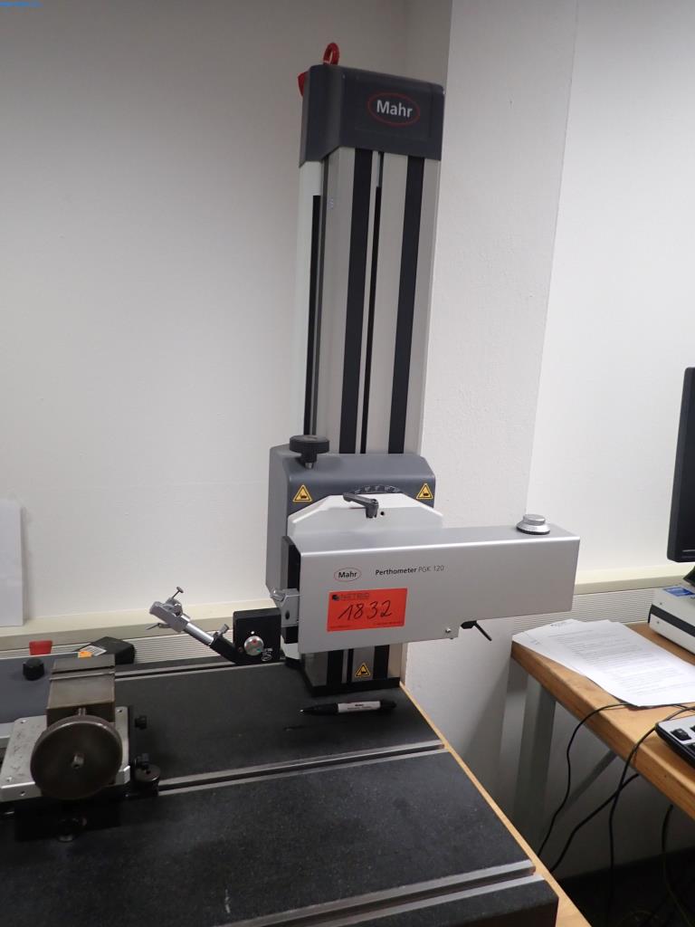 Máquinas para la fabricación de tornillos, pernos y elementos de fijación-3